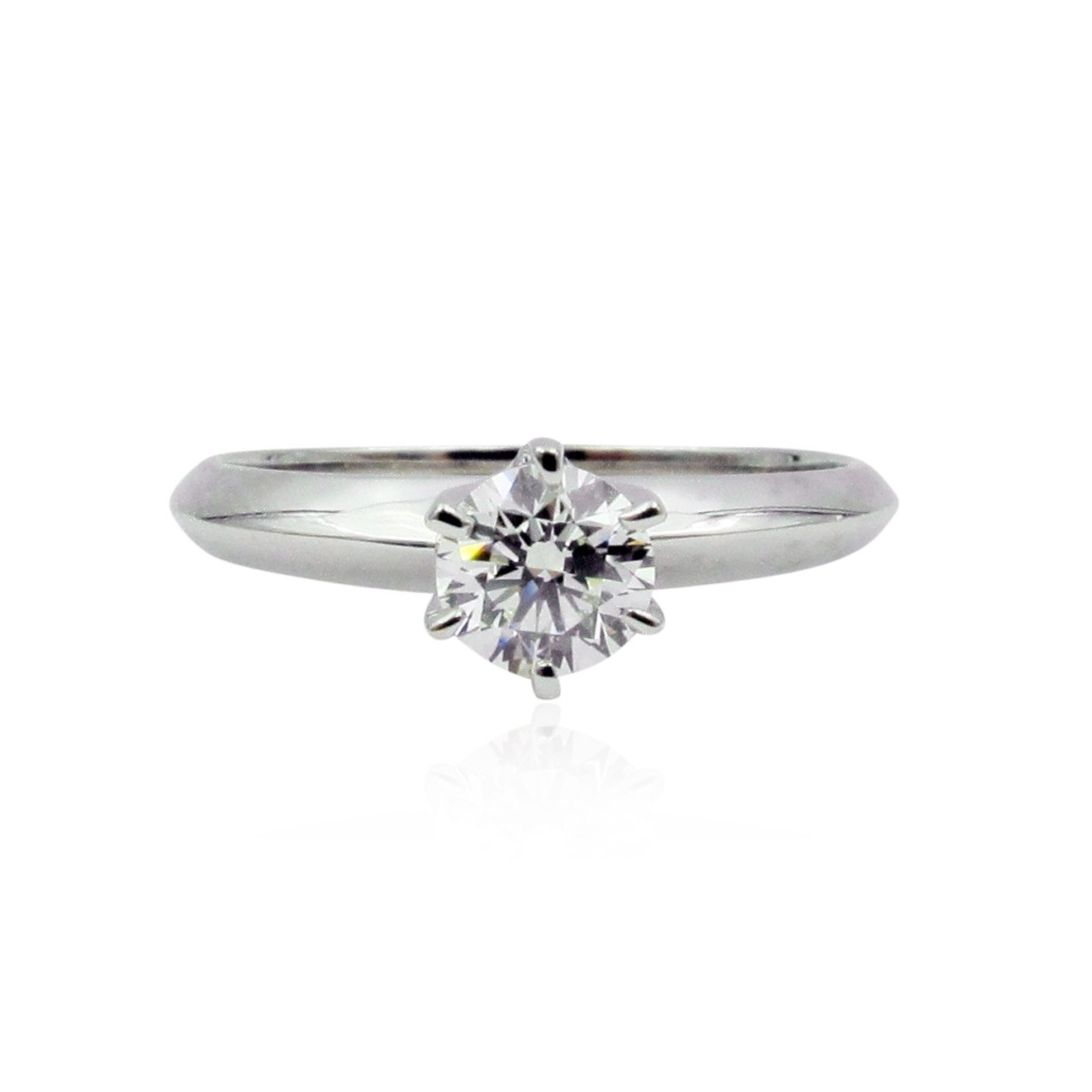 Sara Belle, An 18K Gold Diamond Solitaire Engagement Ring, 1414-11