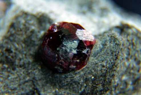 Rough Garnet, Bella Vista Mines, Alaska